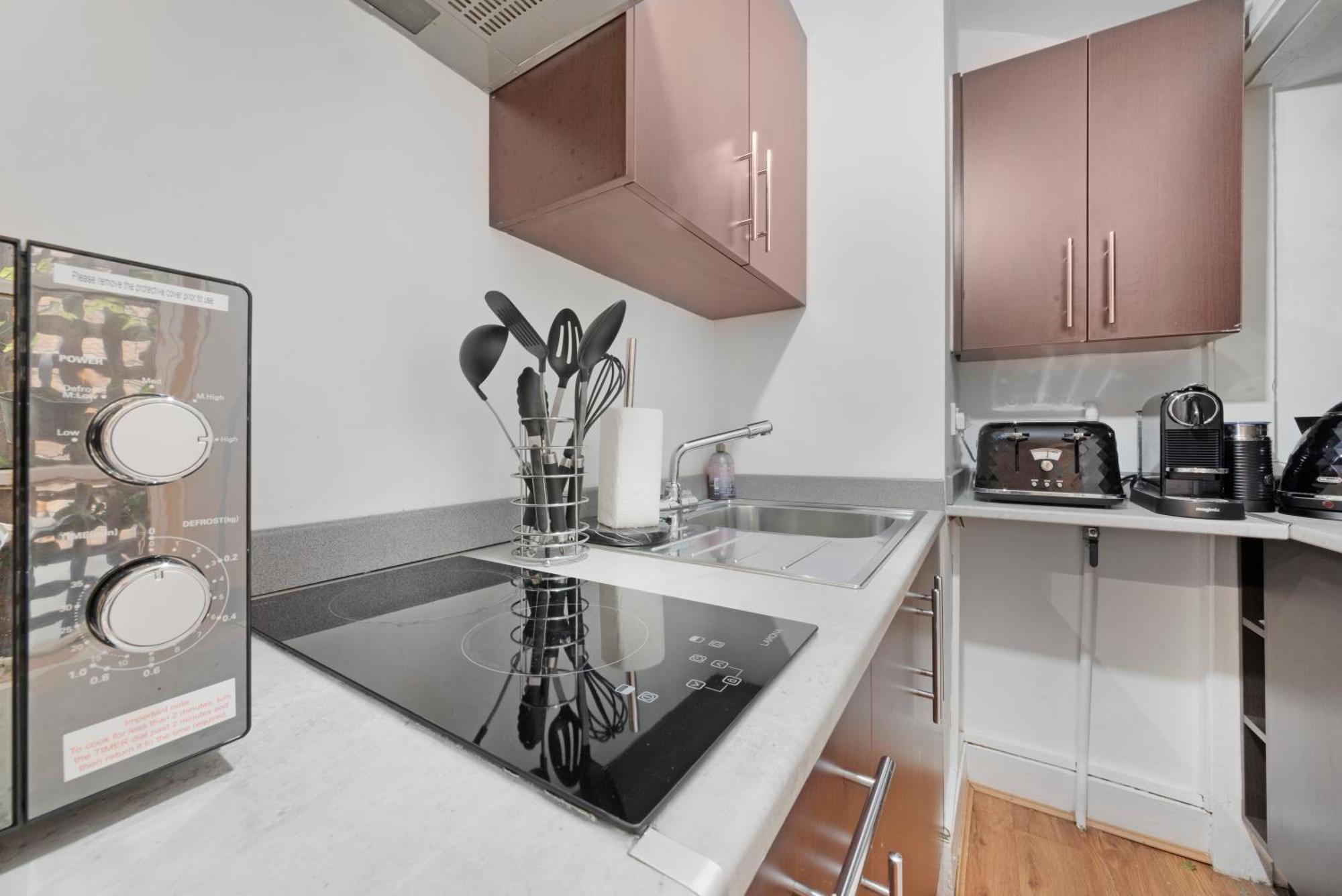 2 Bed Piccadilly Apartment 1 Londra Exterior foto